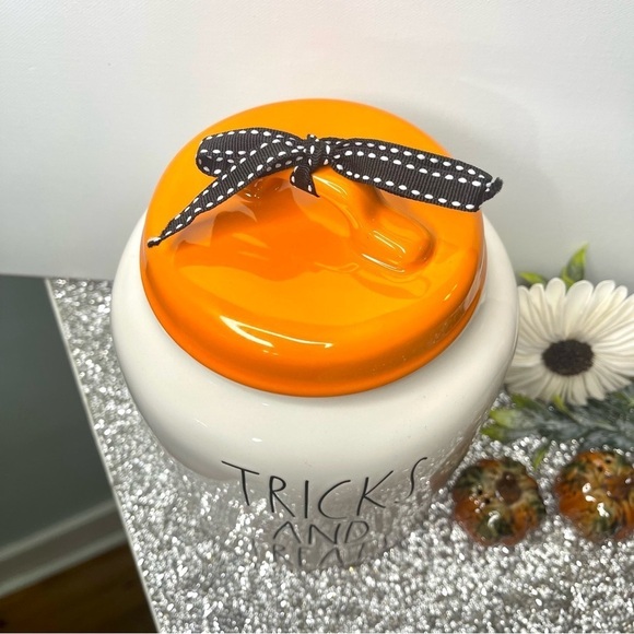 Rae Dunn Halloween Tricks and Treats White Cookie Jar Canister New - Picture 4 of 9